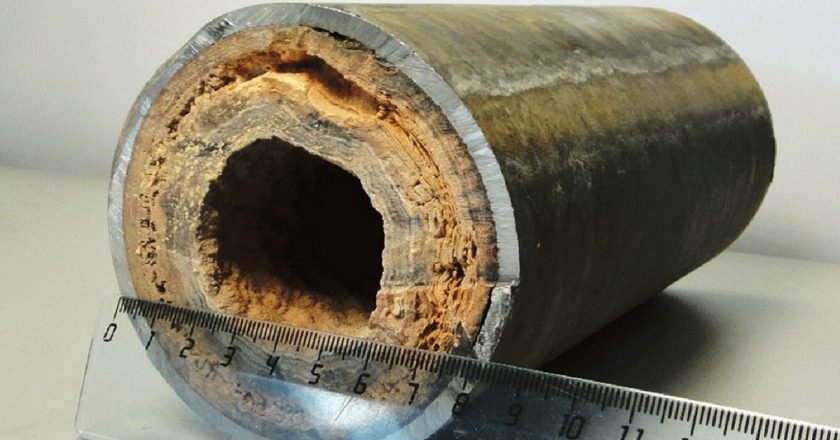 水垢嚴重的鍋爐管道 水垢嚴重的鍋爐管道